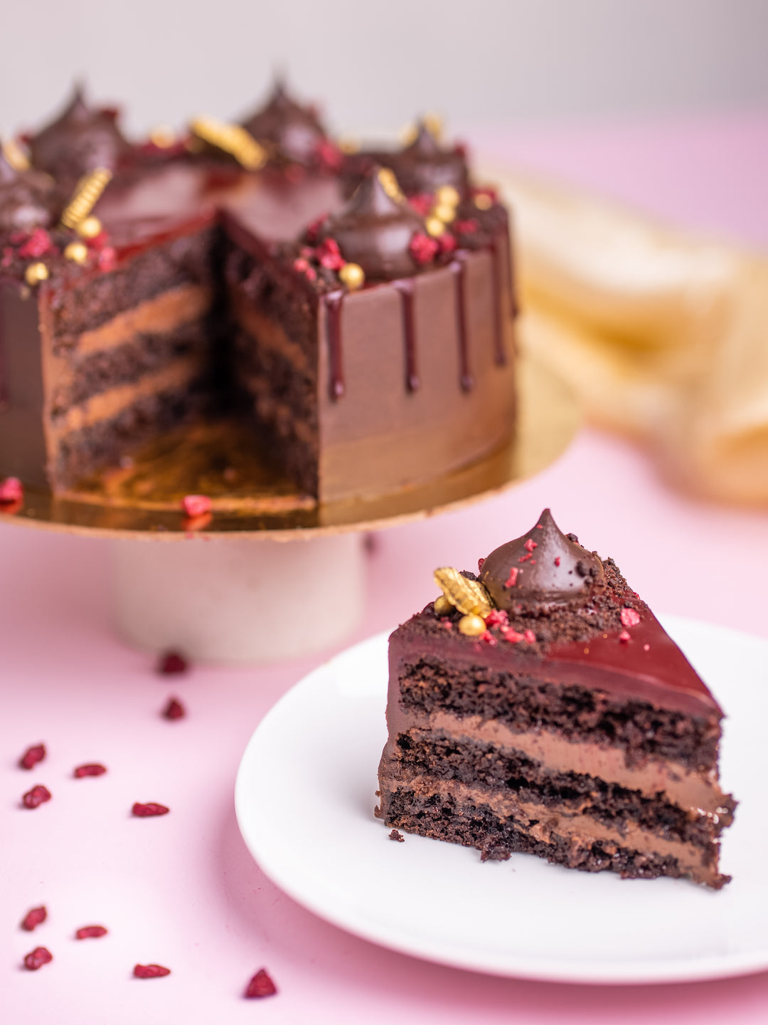 Raspberry Chocolate - Tier Nom Patisserie