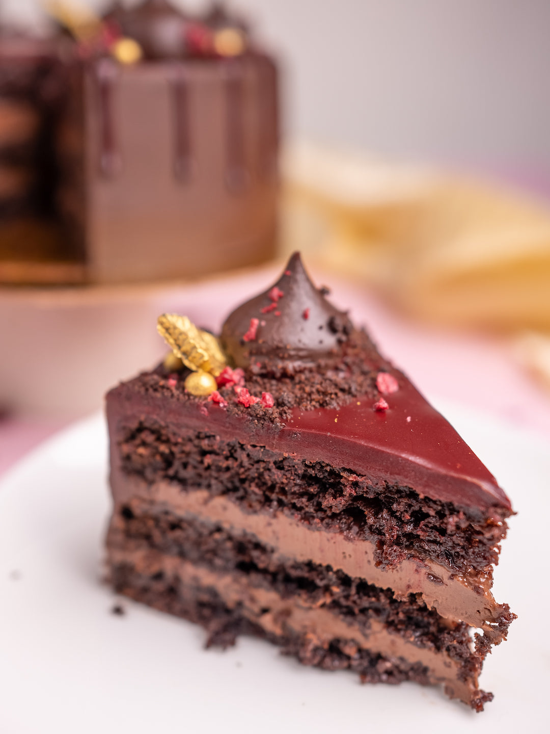 Raspberry Chocolate - Tier Nom Patisserie